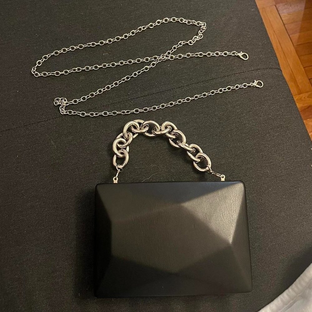 super cute vintage clutch